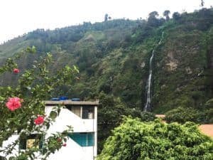 banos ecuador budget hotel tips